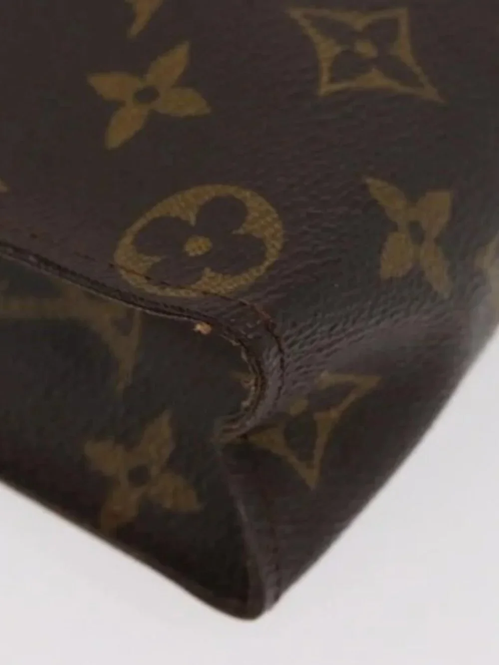 LOUIS VUITTON Monogram Poche Toilette 26 Pouch